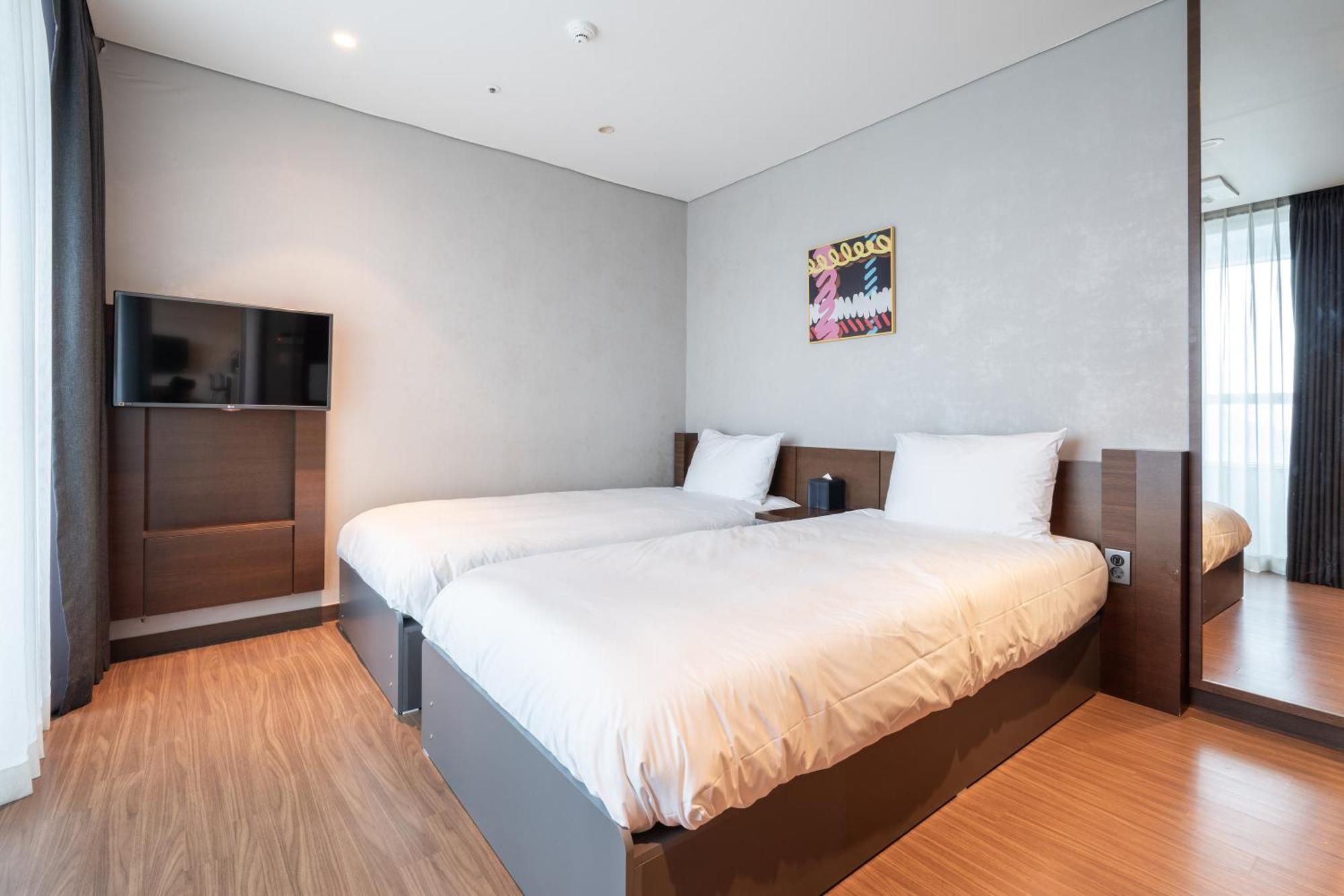 Urbanstay Haeundae Station Busan Eksteriør billede