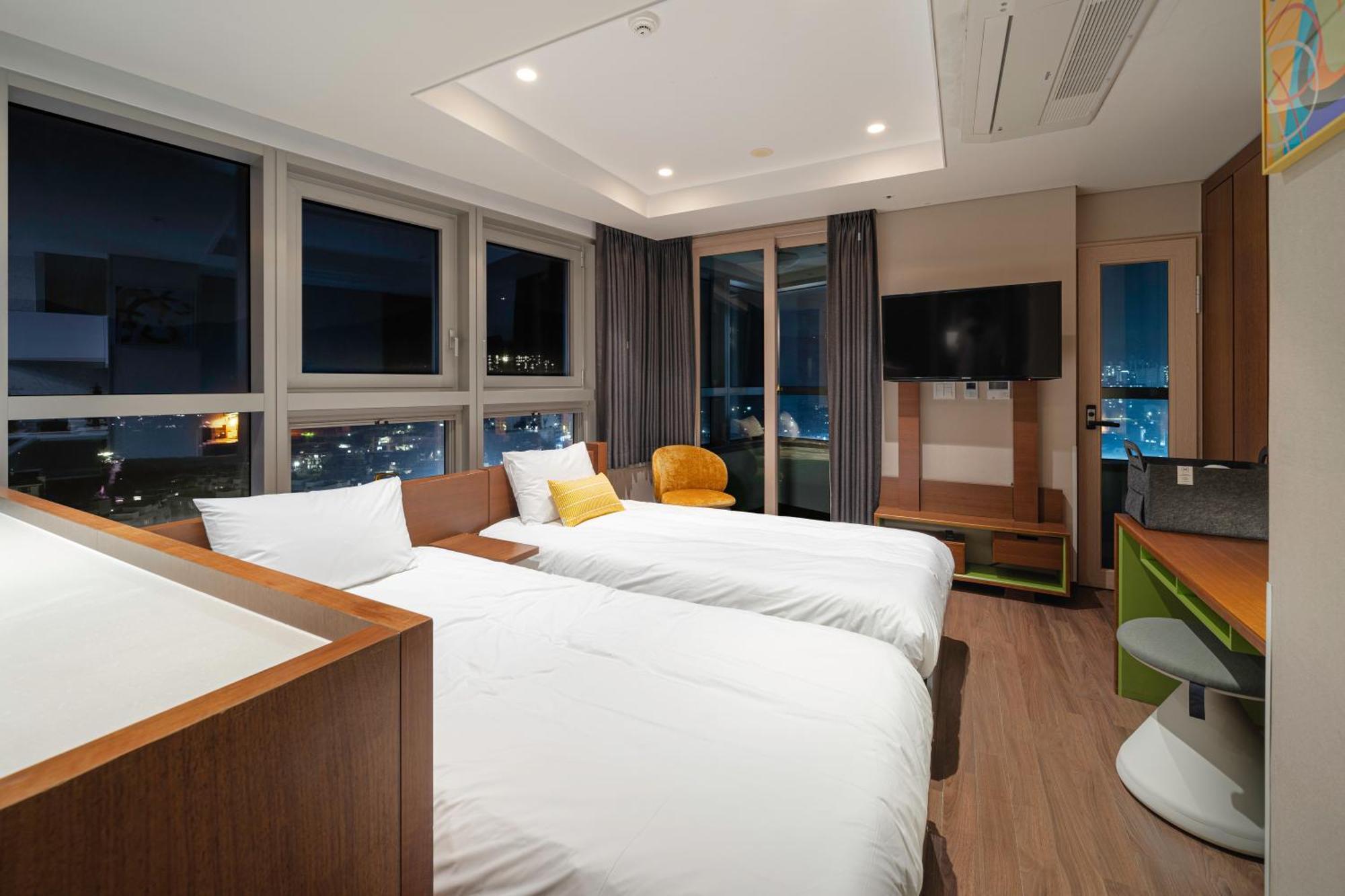 Urbanstay Haeundae Station Busan Eksteriør billede